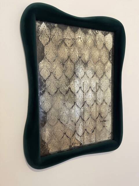 "Vintage Wavy Wall Mirror 62x82 cm - 24, 4""x32, 3" - image 1
