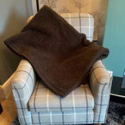 Luxuriously Cosy Fleece Lap Blanket By Pnh?? 150 X 100cm, Double Layered, 9 Colours - thumbnail 3