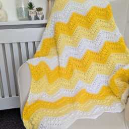 Handmade Crochet Baby Blanket Yellow Chevron, Soft Acrylic - 32x40 Inches - thumbnail 3