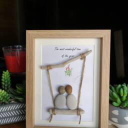 Christmas Swing Pebble Art, Meet Me Under The Mistletoe - thumbnail 2