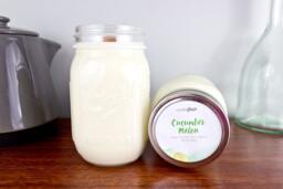 Cucumber Melon Soy Candle in Pint Mason Jar, Wood Wick Candle, Cucumber Melon Jar Scented Spring - thumbnail 1