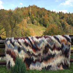 Woolen Hutsul Carpet, Ethnic Blanket Throw - Made in Ukraine - thumbnail 2
