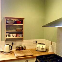 S111 Kitchen Wall Mounted Oak Open, Backless Shelving