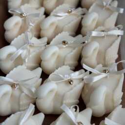 Elegant Swan Soy Candle - Wedding Favor Candle, Romantic Gift For Guests, Bridal Shower Favor, Engagement Party Favor , Anniversary Decor - thumbnail 2