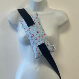 Sm/Lrg Soft Surgical Seatbelt Pillow Floral Padded Medical Port Chemo Cushion Cancer Gift Seat Belt Pad - thumbnail 3