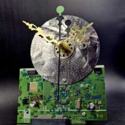 Recycled Computer Part Desk Clock Geek Tech Gift - thumbnail 3
