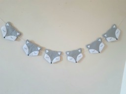 Fox Garland, Felt Wall Hanging, Nursery Decoration, Woodland Themed Decor, Baby Shower Country Home - thumbnail 1