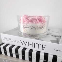 Japanese Cherry Blossom Candle, Handcrafted Botanical Cocosoy Candle, Floral Gift Candle With Sakura Blossom Petals, 430 Grams. Mum Gift - thumbnail 4