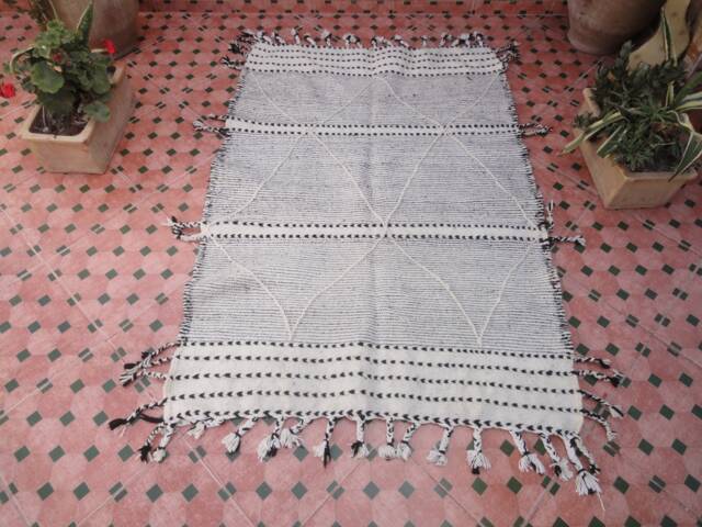 Kilim Rug-Wool Rug-Kilim Moroccan Rug, Flat Area Rug-, Custom Rug, Flatweave Kilim, Geometric Berber Wool Rug - image 1