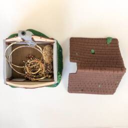 Jewelry Box Medieval House For Holding Small Items Handmade Art Miniature - thumbnail 3