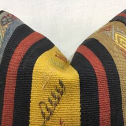 Vintage Kilim Pillow Cover, 20x20, Handwoven Turkish Bohemian - thumbnail 2