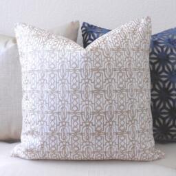 Metallic Soft Gold Geometric Trellis Fretwork Decorative Pillow Cover - thumbnail 4