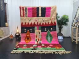Gorgeous Boujad Rug, Vintage Moroccan Rug 5x8, Berber Rug, Abstract Pink & Green Handwoven Wool Winter Area