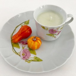 Lavender Scented Natural Soy Candle in A Porcelain Teacup & Snack Tray With Purple Flowers Pumpkin - thumbnail 3
