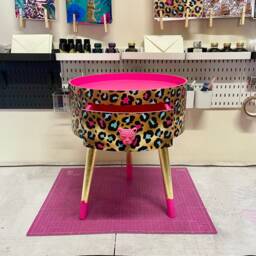 Hot Pink Magenta Leopard Round Bedside Table . Fun Bright Home Decor Ideal For Nightstand Or Side Table. Cheetah Print Gold Leaf Design - thumbnail 3