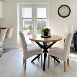 Solid Oak Round Dining Table - Cross Central Pedestal Leg - thumbnail 3