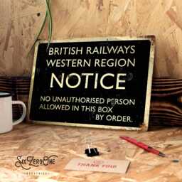 Western Region Notice Metal Sign - Worn Look Rusty Print. Railway Companies Train Set Build Steam Locomotive Platform - thumbnail 1