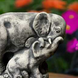 Concrete Elephant Statue With Baby Elephant Family Figure Garden Sculpture Cement Wildlife Ornament Outdoor Yard Decor Animal Lover Gift - thumbnail 3