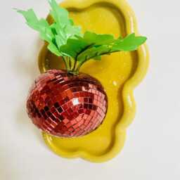 Disco Beet Wall Hanging/ Dopamine Decor/ Maximalist Fake Food/ Food Pop Art/Wall Sculpture/ Funky Decor/Kitchen/Easter Decor - thumbnail 4