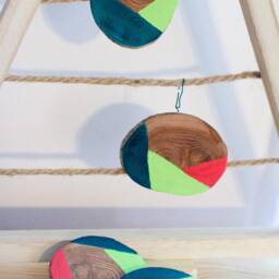 Hand Painted Wood Slice Christmas Ornaments Geometric Holiday Decor - Pack Of 4 - thumbnail 2