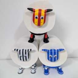 Partick Thistle Sheep Toilet Roll Holder - Funny Football Gift For Him Or Her, Quirky Bathroom Decor Novelty Jags Soccer Fan Present - thumbnail 2