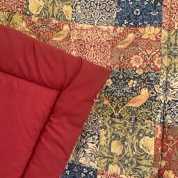 William Morris Quilted Patchwork Throw/Blanket - thumbnail 3