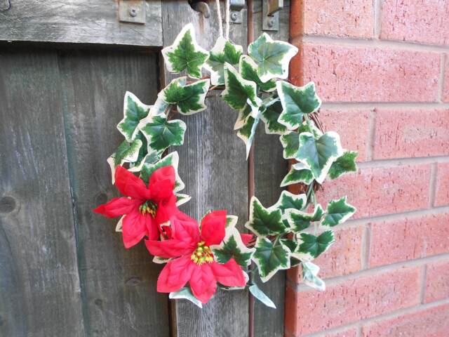 Christmas Wreath Vine Red Poinsettia Green Ivy Door Hanging - image 1