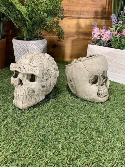 Stone Garden Pair Of Lambs Ii Lions/ Boxing Skulls Gothic Human Ornament Statue - image 1