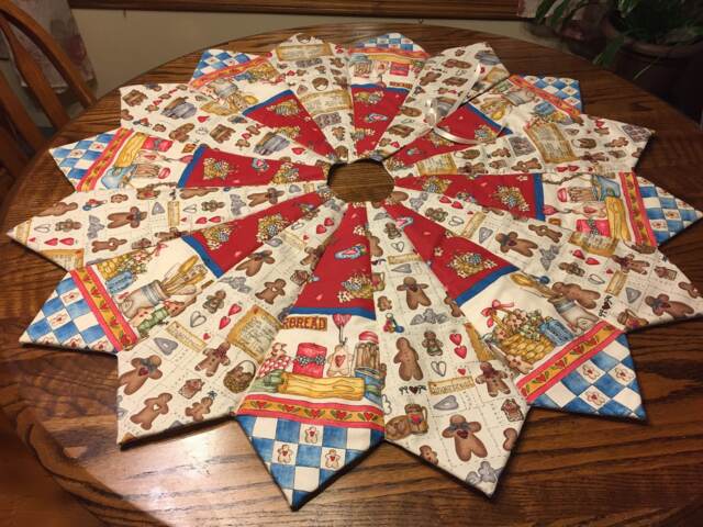 Christmas Tree Skirt, Gingerbread Dianna Marcum Fabric, Quilted Small Skirt - image 1