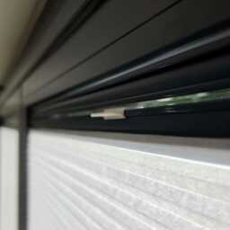 Blinds2Go Duoluxe - Clickfit Pleated Blind Compatible Handle Opener Closer - thumbnail 3