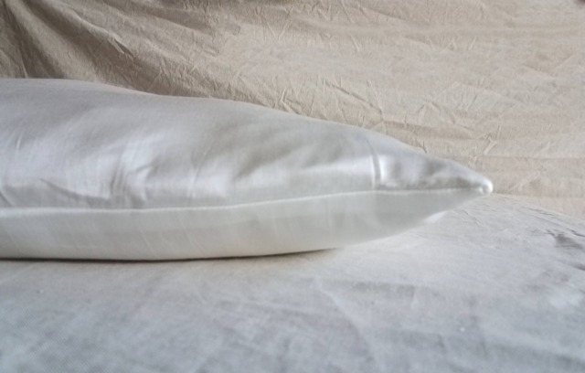 White Mulberry Silk Pillowcase 100% Natural Vietnamese - image 1