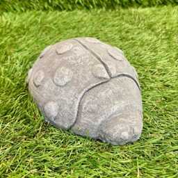 Small Concrete Ladybird Ornament Outdoor Garden Bug Insect Lawn Sculpture Frost Protected - thumbnail 2