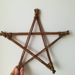 Small Willow Star Hand Made With Sustainably Grown Willow. Natural Eco-Friendly Wall Hanging, Home Decor - thumbnail 3