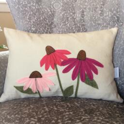 Cone Flower Pillow Cover, Hot Pink Floral Applique, Summer Felt Patch Cushion - thumbnail 1