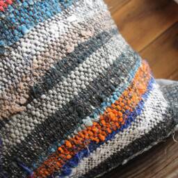 Handwoven Vintage Kilim Pillow Cover - Turkish Sofa Cushion, 20x20 - thumbnail 3