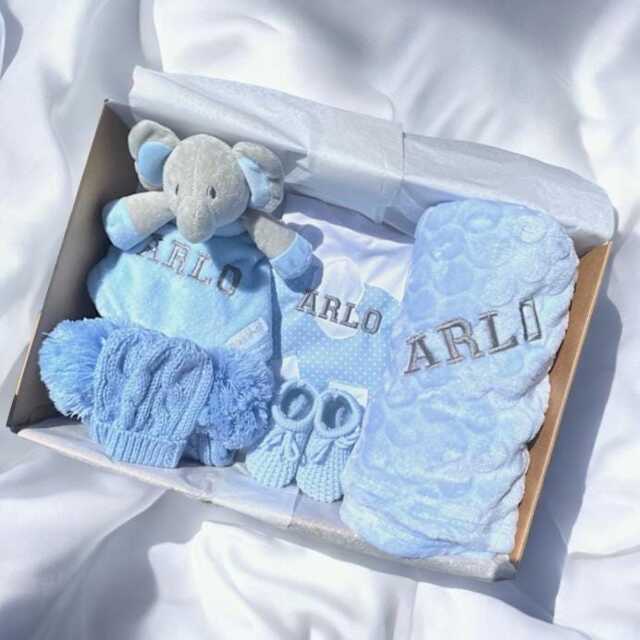 Baby Name Blanket, Shower Boy Gift, Personalised Baby Blue Hamper, Shower Gift Set , Blanket, New Box - image 1