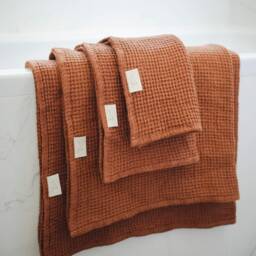 Waffle Linen Bath Towels/stonewashed Towels in Various Sizes & Colors Highly Absorbent Hypoallergenic European Flax - thumbnail 3