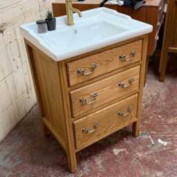 Tewkesbury - Solid Oak Bathroom Vanity Unit With Ceramic Basin Handmade 3 Drawer Chest - thumbnail 2