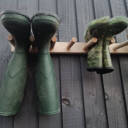 Oak Waxed Welly Wellington Wellies Wooden Rack Boot Holder Wall Mounted Shoe Storage Entryway Porch Organiser Garden - thumbnail 4
