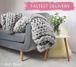 Chunky Knit Blanket, Knit Giant Throw, Arm Knitting, Stripped Merino Thick, Home Decor, Boho, Valentine's Day Gift - thumbnail 1