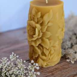 Peony Floral Beeswax Pillar Candle Toxin-Free, Zero-Waste - thumbnail 3