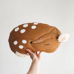Deer-Shaped Cushion 100% Linen Woodland Home Accent - thumbnail 2