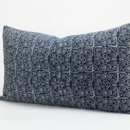 Hmong Indigo Batik Lumbar Pillow Cover Hill Tribe Handspun Cotton - 13 X 24 - thumbnail 2