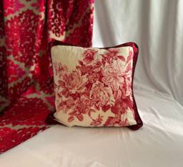 Designers Guild Floral Pillow Cover Royal Collection Red & White Linen, 20 - thumbnail 1