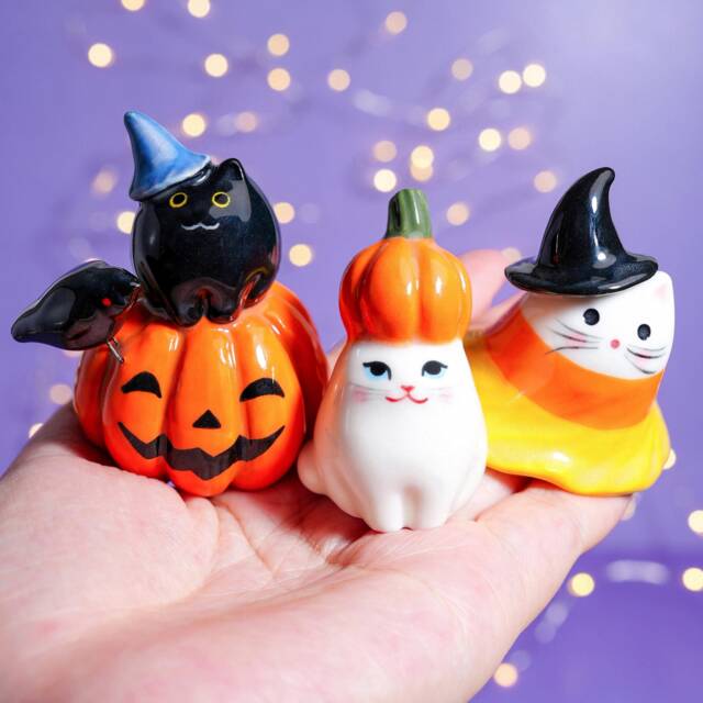 Handmade Ceramic Halloween Cat Figurine Fall Vibes Decoration - image 1