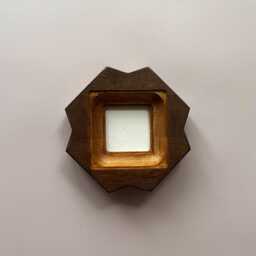 Square Wood Photo Frame , Brown Frame, Natural With An Original Shape - thumbnail 3