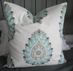 Medallion.shades Of Blue.beige.white.farmhouse Pillow.accent Pillow.throw Pillow.toss Pillow.slipcovers.pillow Covers.home Decor Pillows - thumbnail 1