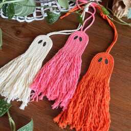 Macrame Ghost Car Charm - Trendy Halloween Decor Accessory Boho Pink - thumbnail 3