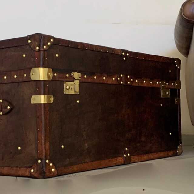 English Handmade Luxury Leather Coffee Table Trunk - image 1