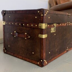 English Handmade Luxury Leather Coffee Table Trunk - thumbnail 2